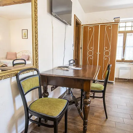 Lichtenstejnske Domky Lednice Room photo